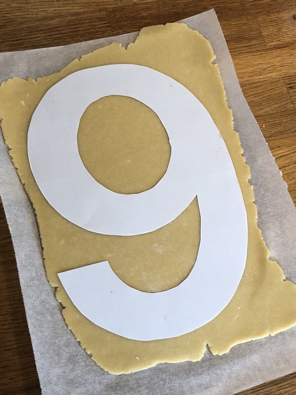 Talkage med hvid chokolademousse og karamelmousse - fines.dk