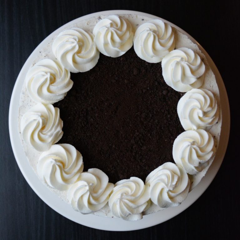 Oreo cheesecake med browniebund - fines.dk