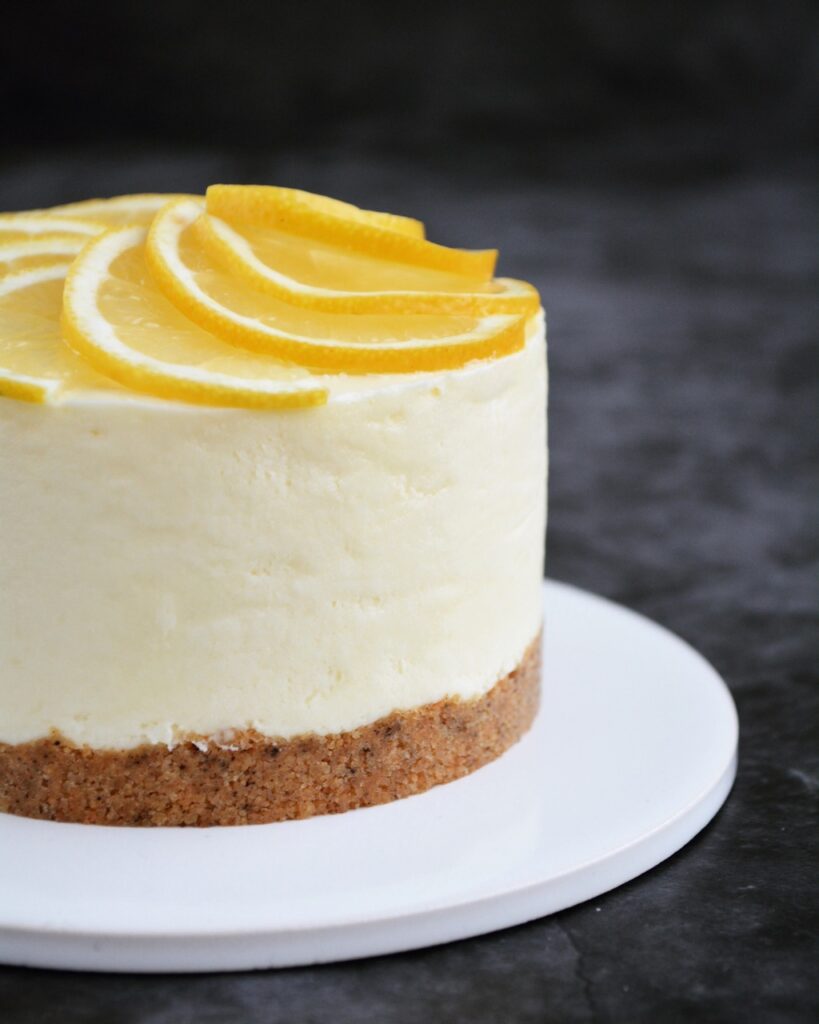 Citroncheesecake med lakrids og hvid chokolade