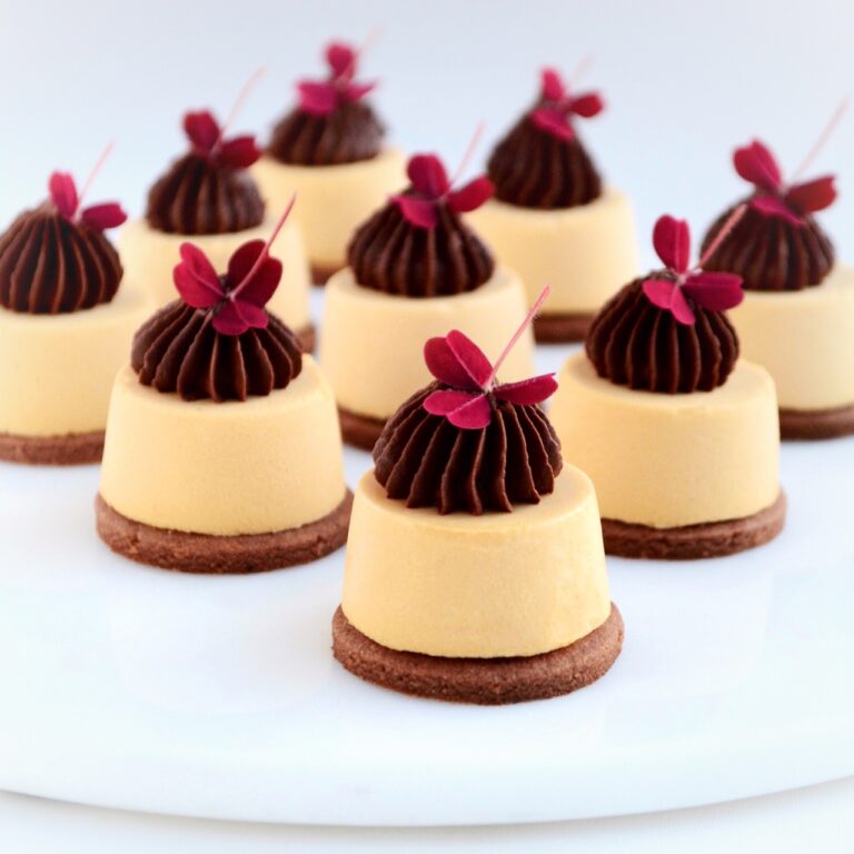 Dulcey kage med chokoladeganache