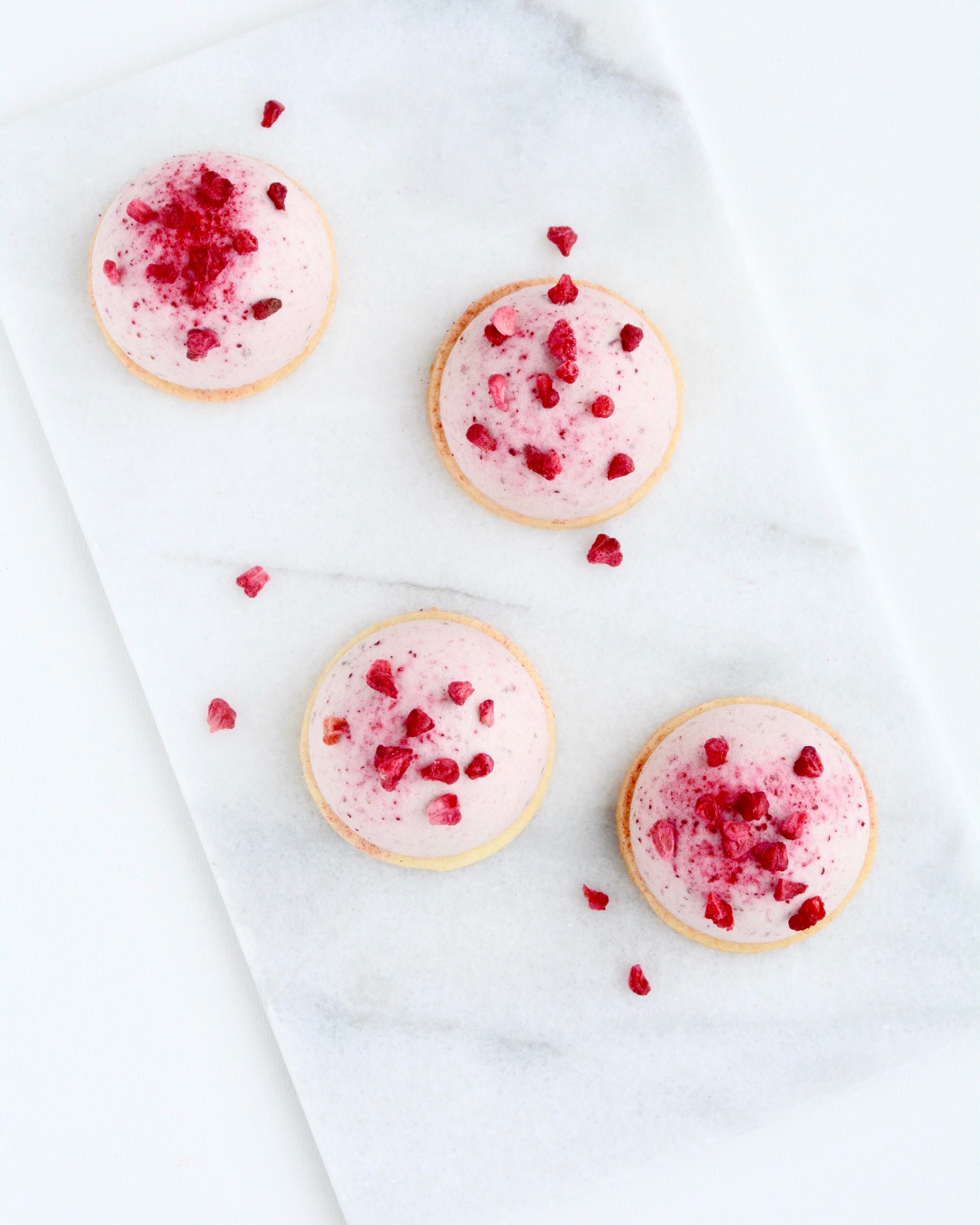 Kagetapas - Jordbærmousse med Asti