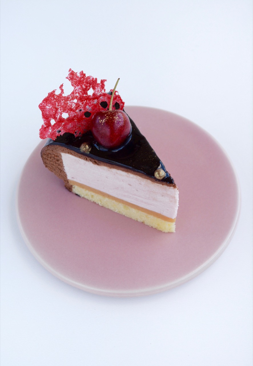 Moussekage med velvet spray